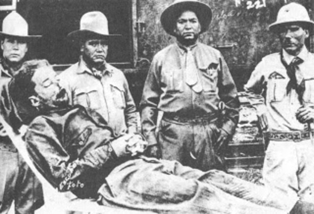 Muere en un encuentro con el Ejército el General Enrique Gorostieta en la Hacienda del Valle, cerca de Atotonilco el Alto, Jalisco