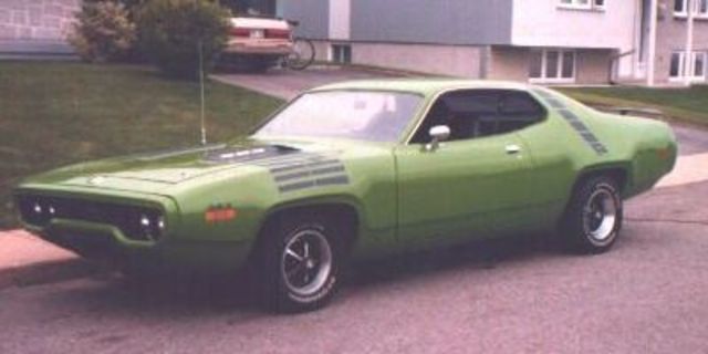 Plymouth Road Runner