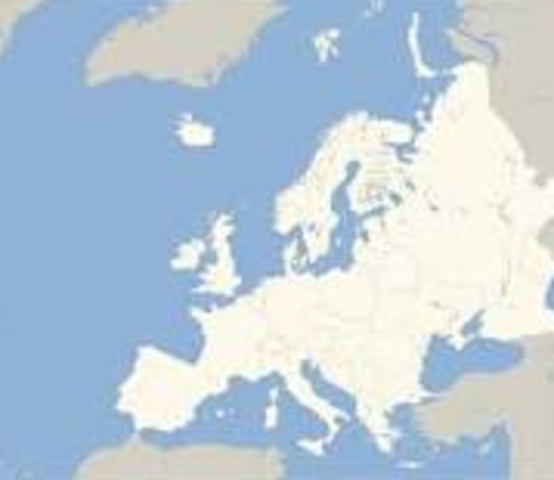 An epidemic of smallpox, brought by Europeans, kills many native American on the New England coastE