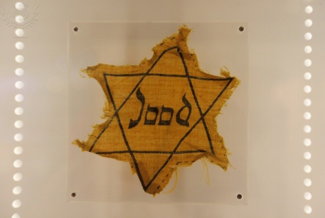 Yellow Stars Appeared