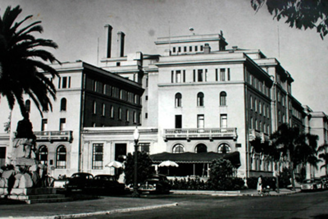 1930