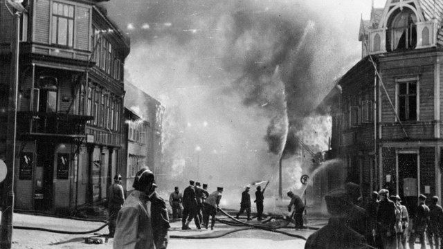 Paris faller og Fredsslutining mellom Finland og Sovjetunionen