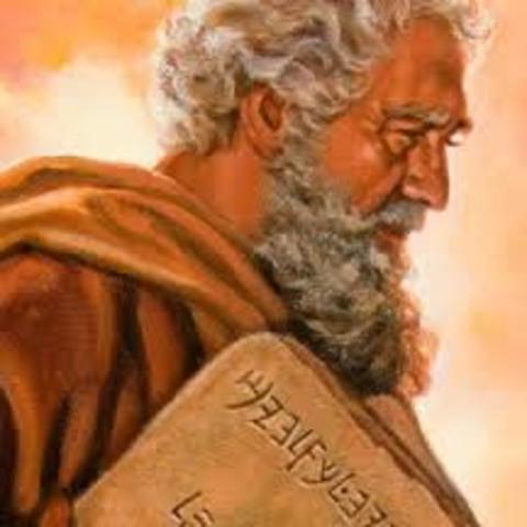 Moisés :Autor de mayor parte del Pentateuco