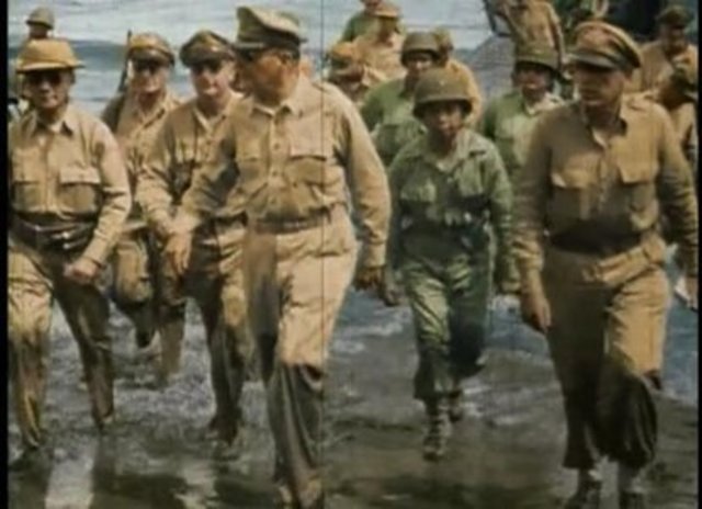 MacArthur returns to the Philippines