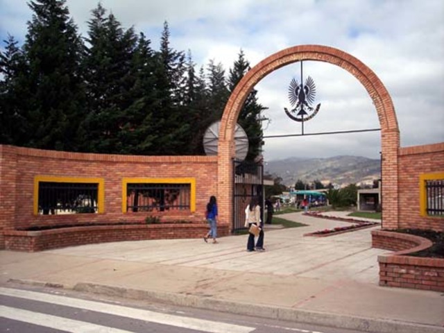 Sede seccional Sogamoso (1972-1974)