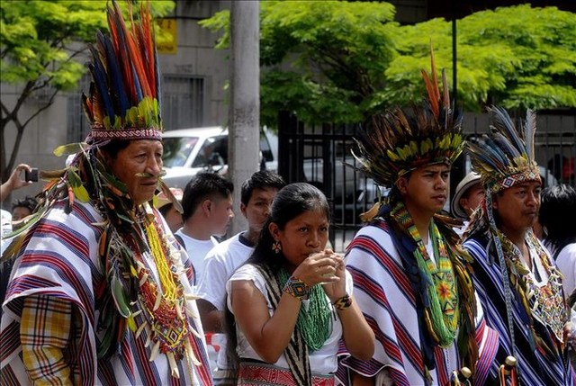 Ángel María Torres (Bunkua Nabi) y Luis Napoleón Torres