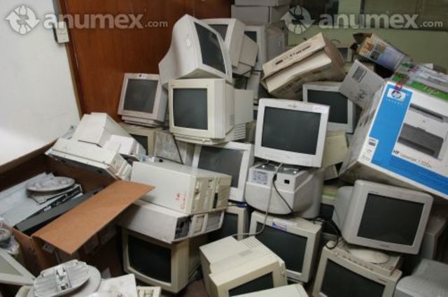 Crisis de la perspectiva tecnócrata de la TE y el surgimiento en el interés en las aplicaciones de las tecnologías digitales 80´y 90´