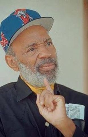 He stars the march across again.....