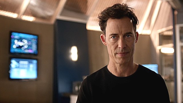 Harrison Wells enciende de nuevo el acelerador