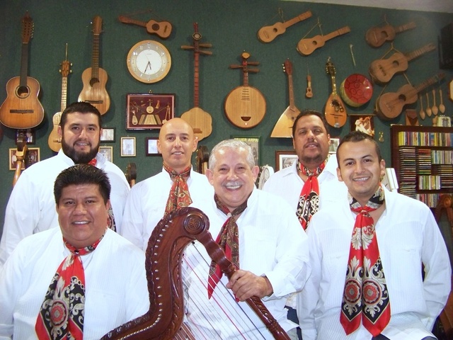 Agrupación Tlen Huicani