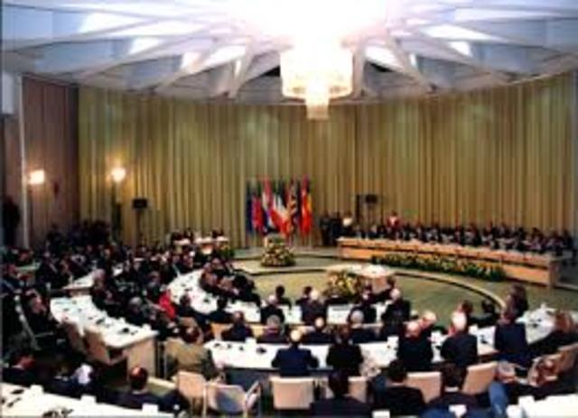 Signatura del Tractat de la Unió Europea a Maastricht.