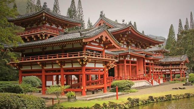 Buddhist monks begin woodblock printing prayers.
