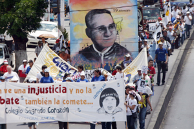 Abuso de los derechos Humanos del pueblo