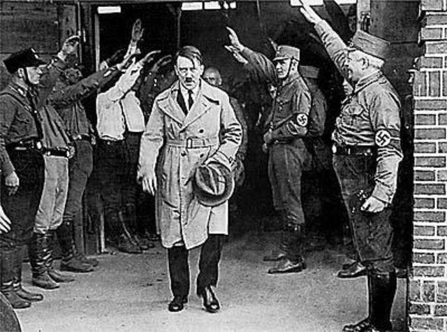 Hitler secretly meet with his top military advisers.