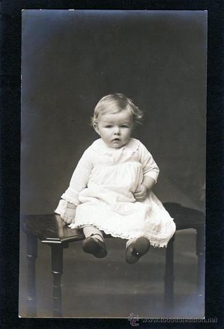 Nace María Montessori