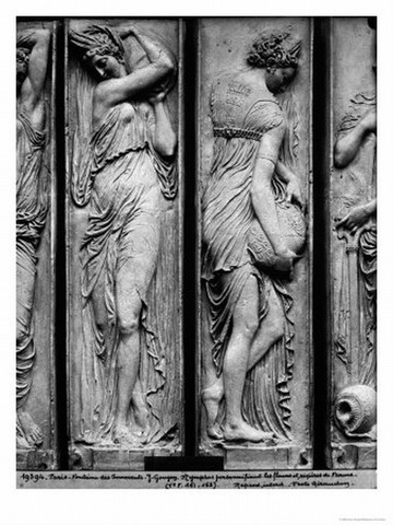 Jean Goujon "Süütute kaevu nümfi-reljeefid"