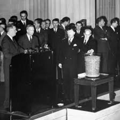 The First Peace Time Draft in the USA