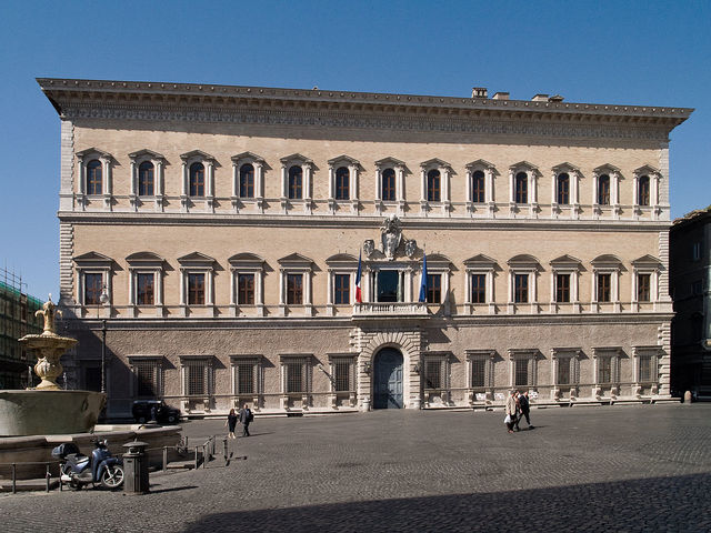 PALACIO FARNESE