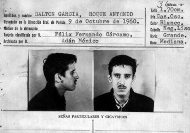 1975 Muere El poeta Roque Dalton