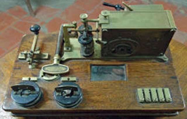 Ferrocarril y telegrafo