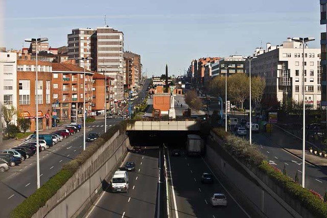 Leioan bizi naiz orain