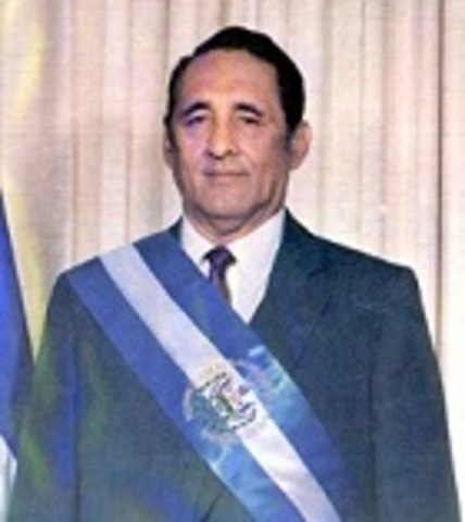Es electo presidente José Napoleón Duarte