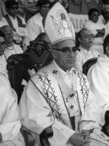 ASESINAN A MONSEÑOR ÓSCAR ARNULFO ROMERO