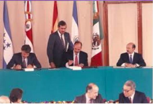 Se firmó el acuerdo de Ciudad de México, donde se dieron por finalizadas las negociaciones