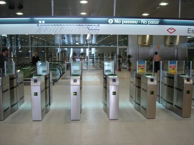 NIRE LEHEN JAUSIA METROAN