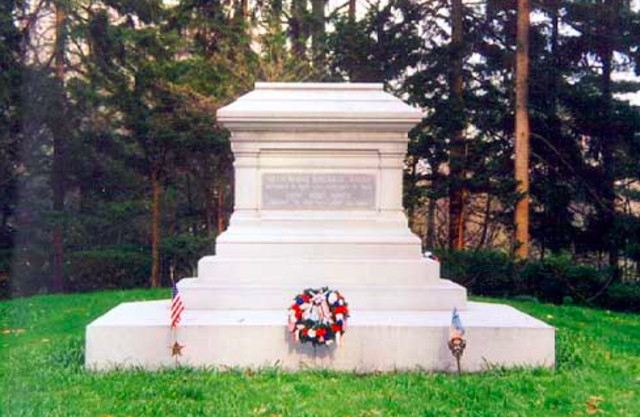 rutherford hayes dies