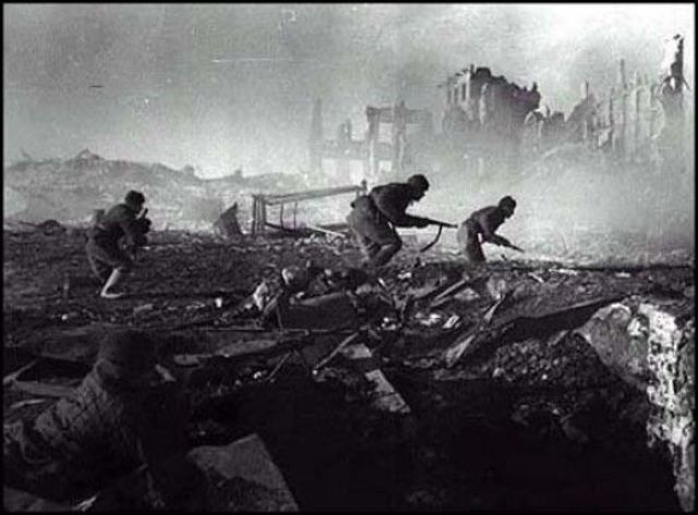Germany invades Soviet Union & Battle of Stalingrad
