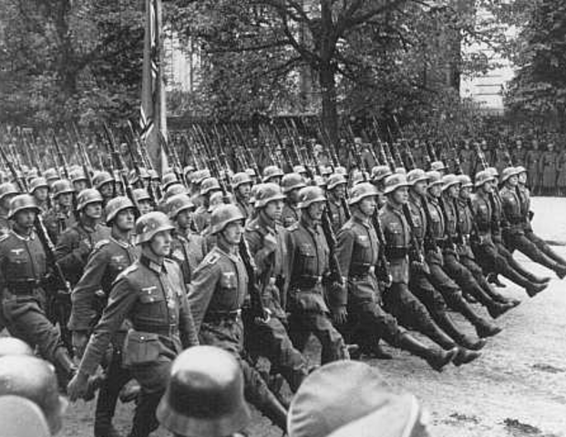 Germany Invades Poland (blitzkrieg)