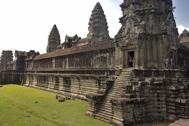 Angkor, the temple of Angkor Wat, and the city of Angkor Thom, Cambodia. Hindu, Angkor Dynasty. c. 800-1400 C.E. Stone masonry, sandstone.