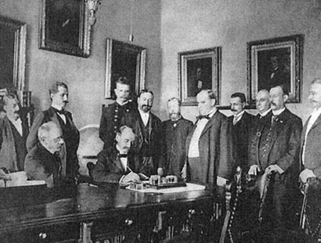 Spanish American war ends