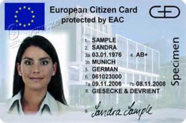 First uses of photos in identification