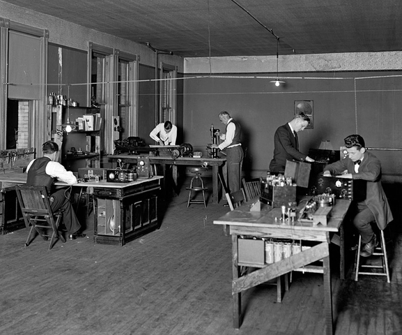 Pestalozzi: Naturaleza y Función de la educación popular (pensamiento ilustrado)