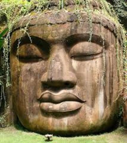 Olmec colossal stone head