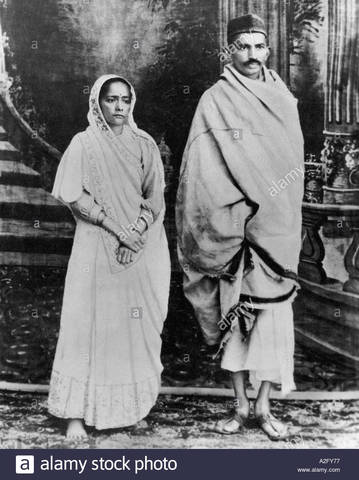 Mahatma Gandhi Returns to India