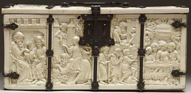 Casket with Scenes of Romance