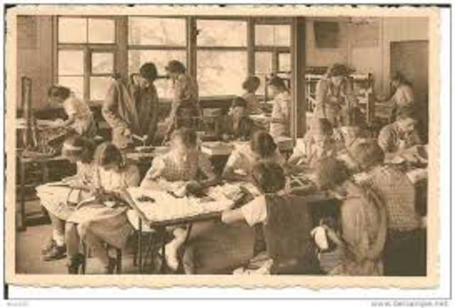 Fundación del instituto: École de l'Ermitage