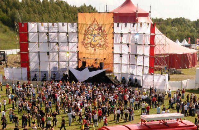 2005 Estreno del festival