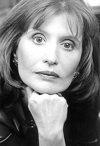 Ángeles Mastreta (1949 - )