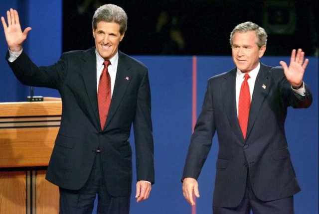 2004: president George Bush beats John Kerry