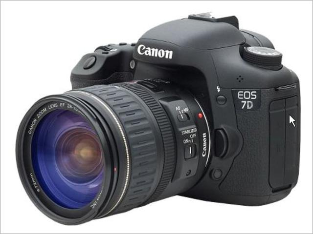 Canon 7D DSLR - Camera