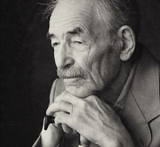 Speaking with Duvixto Greger