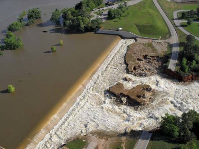 Mississippi river flood