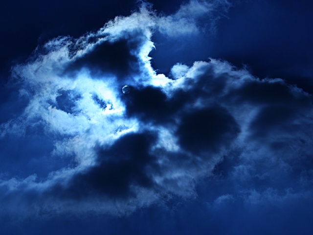 nondum lucet - servi laborant.