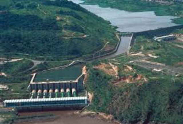 Aparición de la energía hidroeléctrica.