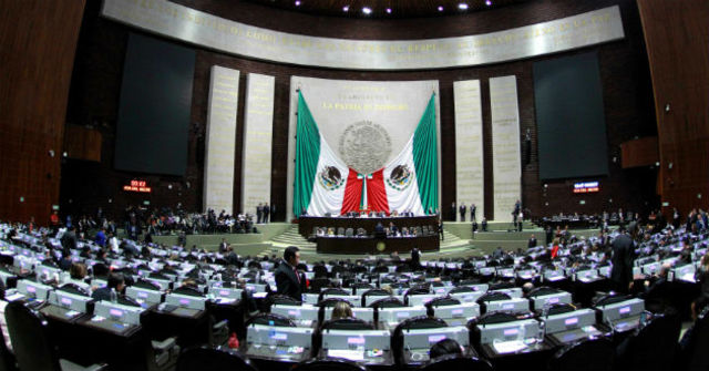 El ejecutivo envía al Congreso para su análisis, discusión y modificación el paquete económico