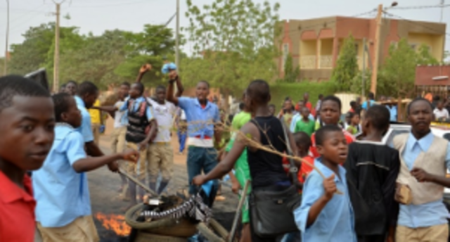 Violent student protests in Niger